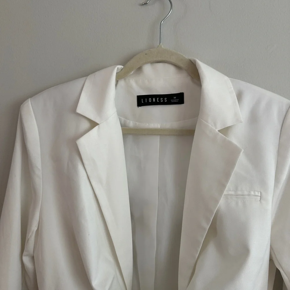 Lioness VIP Only Blazer Mini Dress White - Picture 9 of 10